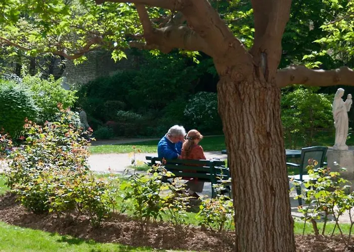 Hôtellerie L'Enclos Rey Paris
